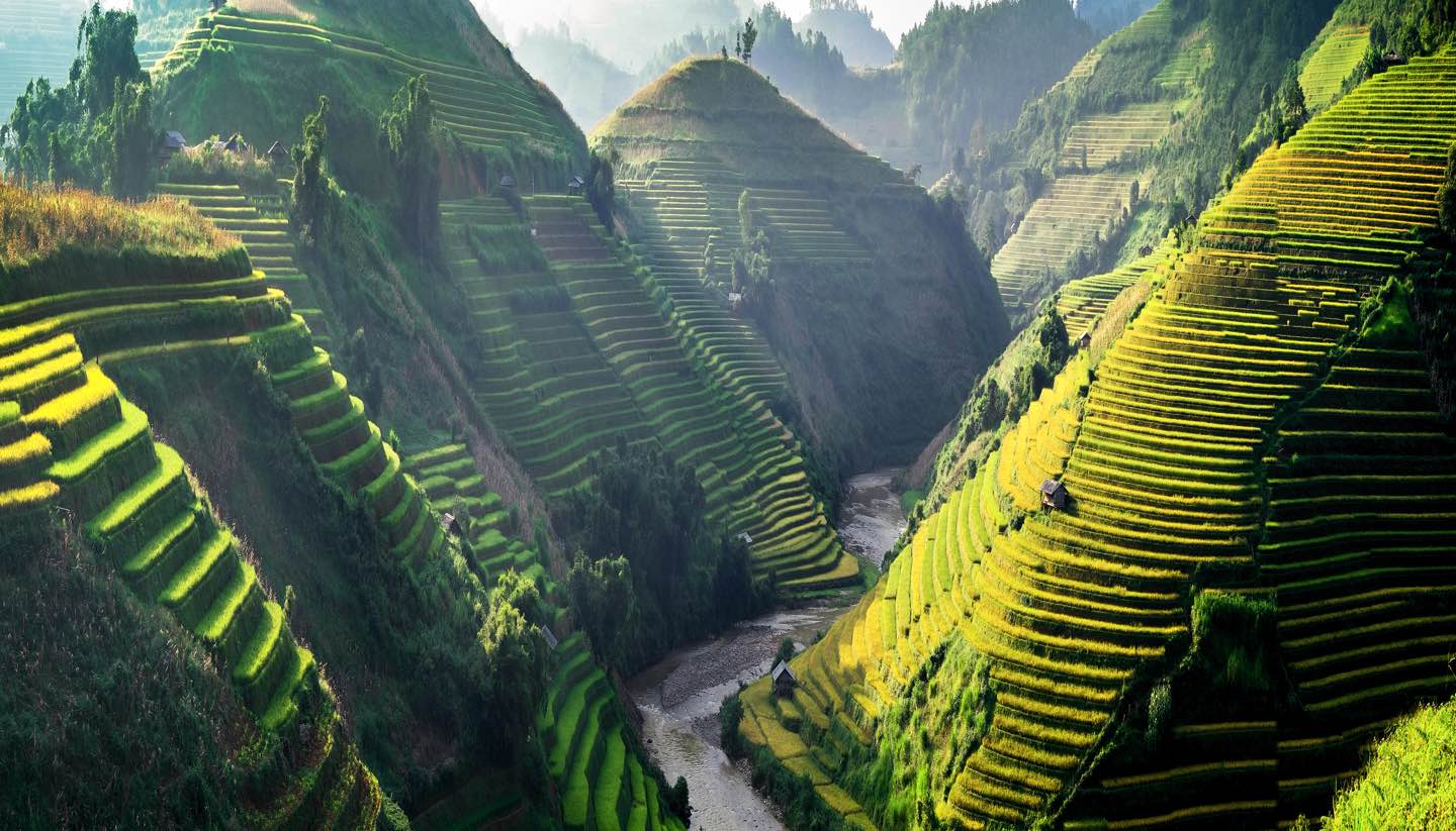 Destinos - Paddy fields in MuCangChai, Vietnam.