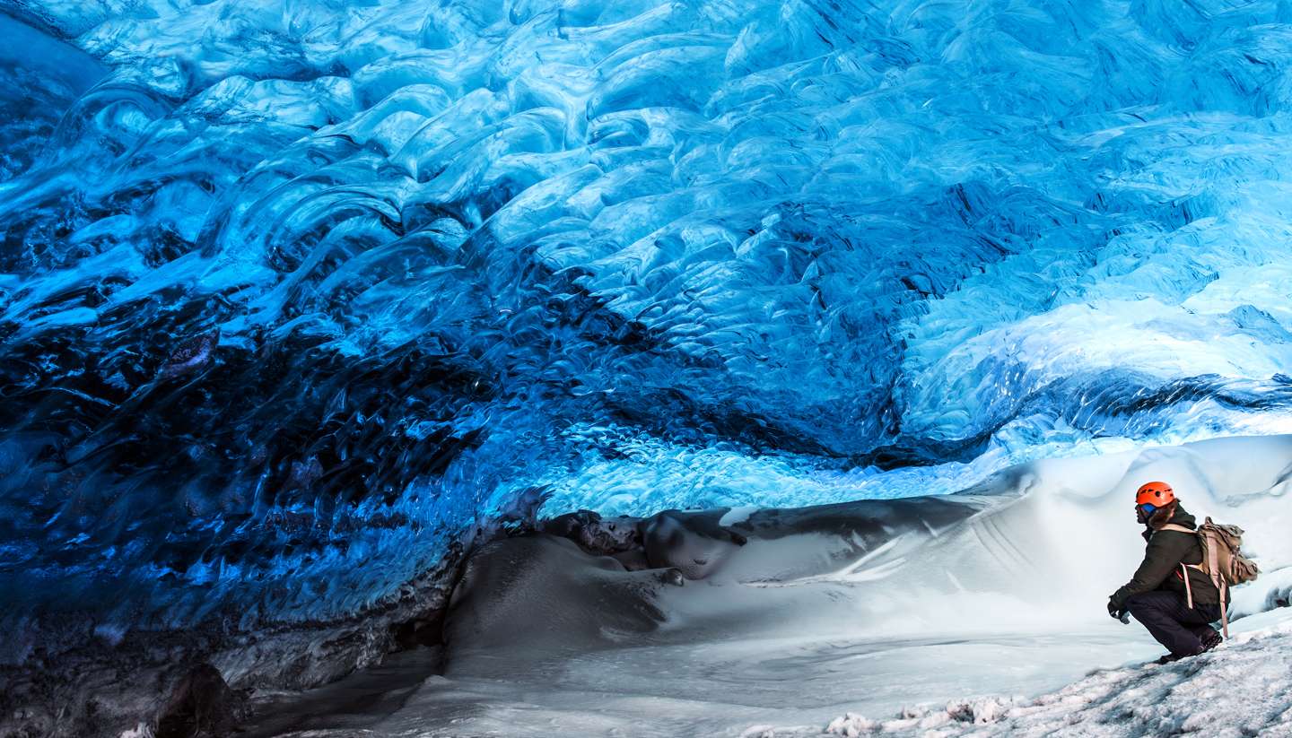 Islandia - Ice cave, Skaftafell glacier, Vatnajokull National park, Iceland