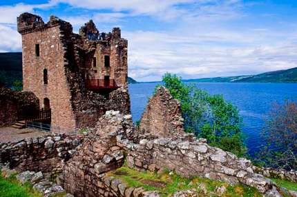 Escocia - Think-UK-Scotland-LochNess-UrquhartCastle-116123269-TT copy-430