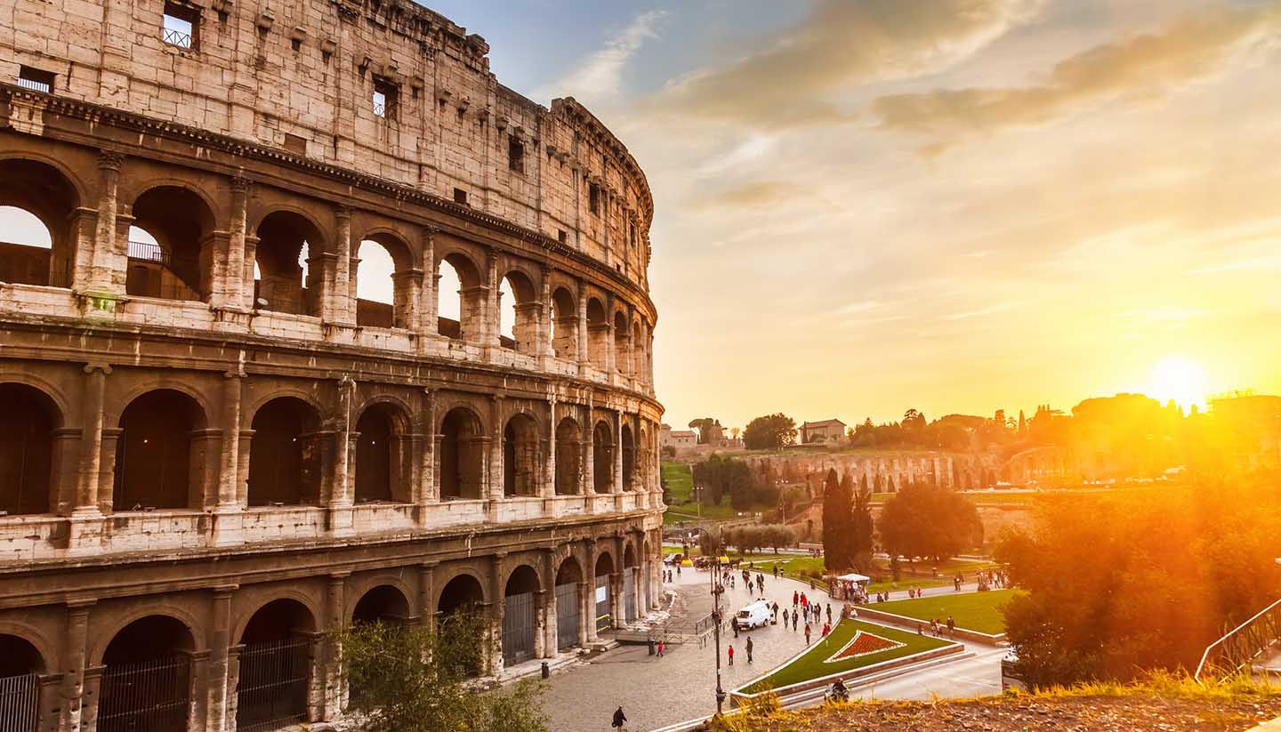 Italia - Coliseum at sunset, Rome, Italy