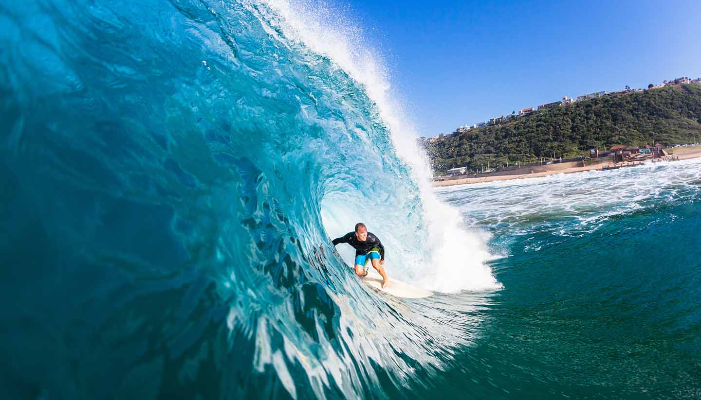 Sudáfrica - Surfing Inside Wave Durban, South Africa