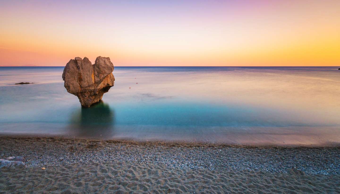 Grecia - Rock sculpture in Preveli, Crete, Greece